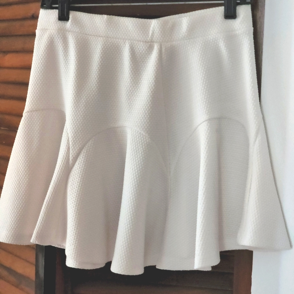 Jessica Simpson skirt , White, médium size